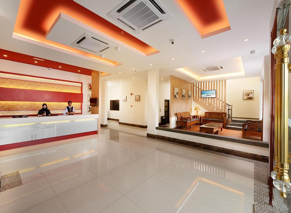 Ernes Hotel Bandar Perda Kampong Permatang Batu Kültér fotó